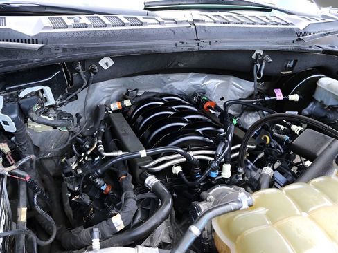 Used 2019 Ford F150 XL w/ Equipment Group 101A Mid RWD image 11