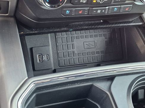 Used 2020 Ford F250 Platinum w/ FX4 Off-Road Package image 21