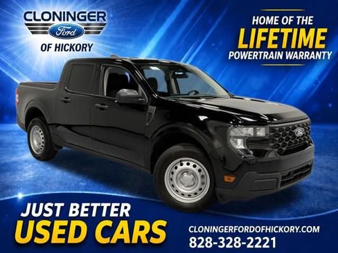 Certified 2025 Ford Maverick XL FWD image 1