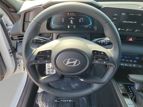 New 2026 Hyundai Elantra SEL Sport image 16