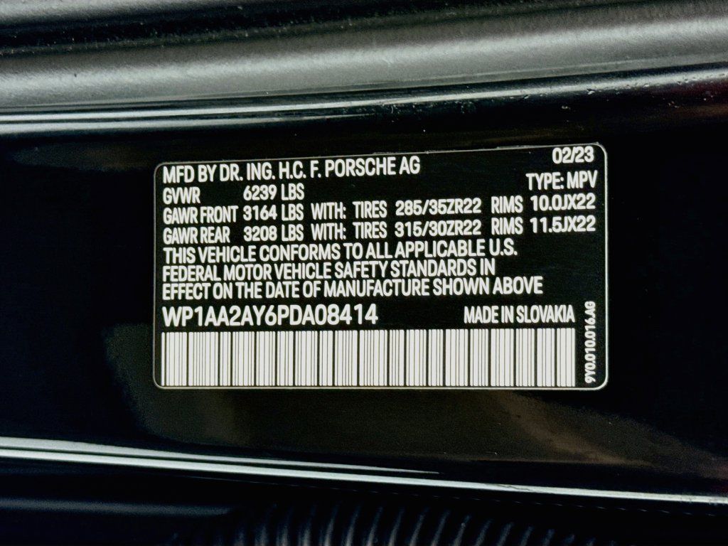 Certified 2023 Porsche Cayenne AWD/4WD image 35