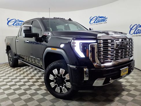 Used 2025 GMC Sierra 2500 Denali w/ Denali Reserve Package AWD/4WD image 1