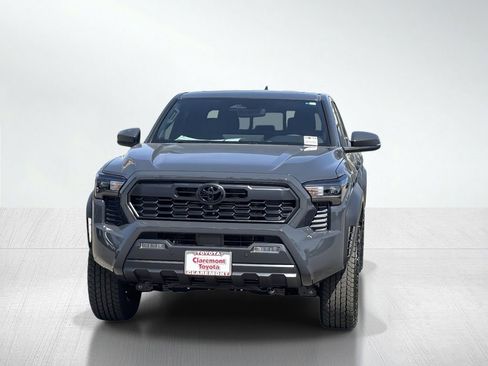 Used 2026 Toyota Tacoma TRD Off-Road w/ TRD Off Road Premium Package AWD/4WD image 8