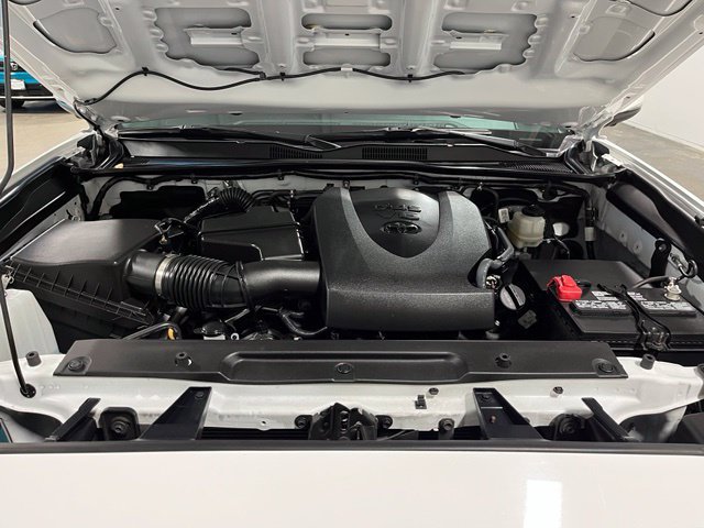 Used 2023 Toyota Tacoma TRD Sport w/ Advanced Technology Package AWD/4WD image 9