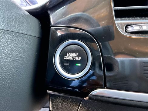 Used 2020 Buick Encore Preferred FWD image 31