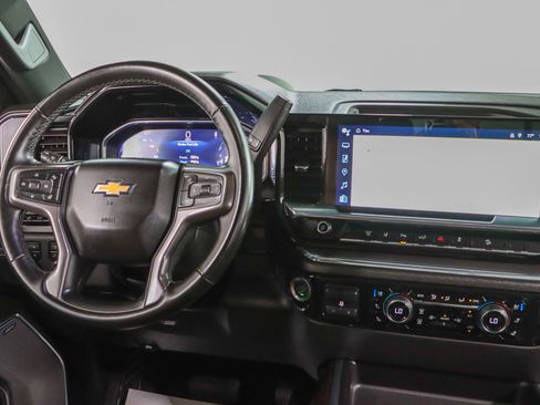 Used 2024 Chevrolet Silverado 3500 High Country w/ High Country Premium Package AWD/4WD image 18