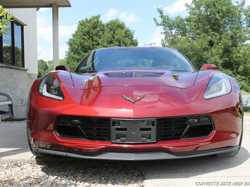 Used 2016 Chevrolet Corvette Z06 w/ 3LZ Preferred Equipment Group RWD image 8