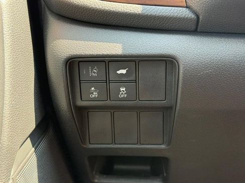 Used 2019 Honda CR-V EX-L image 14