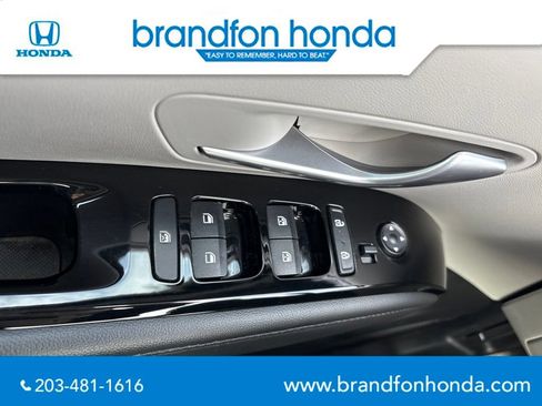 Used 2022 Hyundai Tucson Limited AWD/4WD image 13