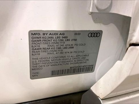 Used 2023 Audi Q5 2.0T Premium w/ Convenience Package AWD/4WD image 35