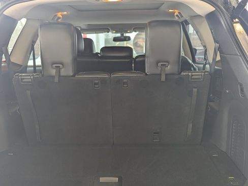 Used 2017 Nissan Pathfinder Platinum w/ Cargo Package image 11