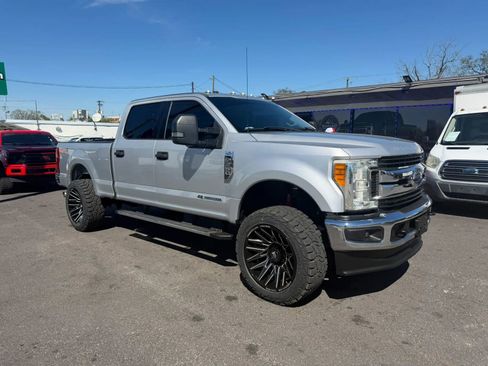 Used 2017 Ford F350 XLT w/ XLT Value Package image 3