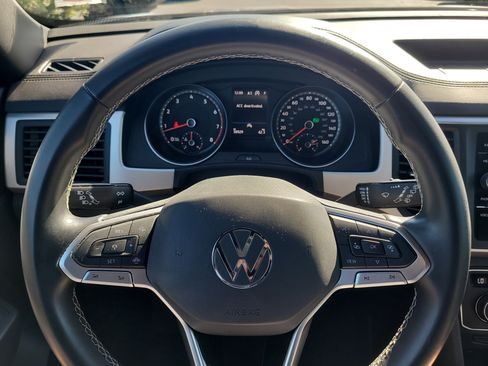 Used 2021 Volkswagen Atlas Cross Sport SE image 30