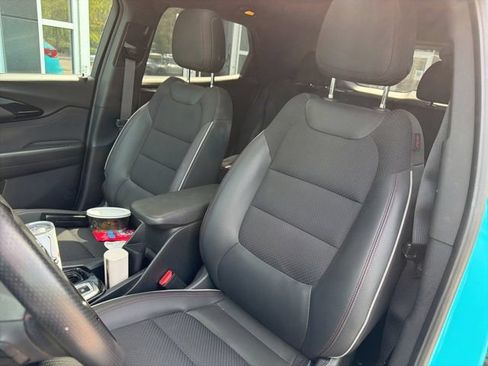 Used 2021 Chevrolet TrailBlazer RS w/ Sun and Liftgate Package AWD/4WD image 10