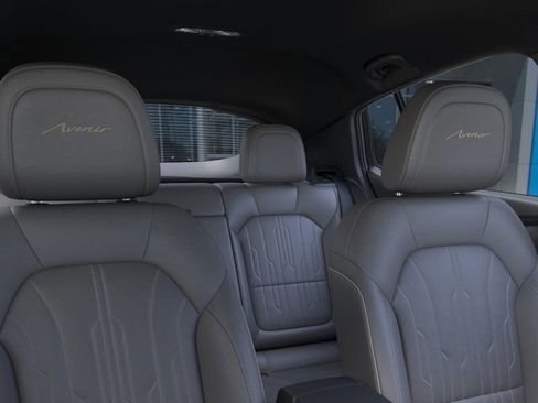 New 2026 Buick Envista Avenir image 24