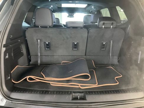 Certified 2024 GMC Acadia AT4 w/ Luxury Package image 24