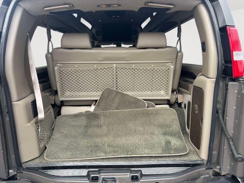 Used 2022 Chevrolet Express 2500 Extended w/ Enhanced Convenience Package image 40