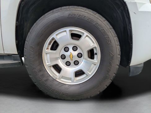 Used 2014 Chevrolet Tahoe LT RWD image 30
