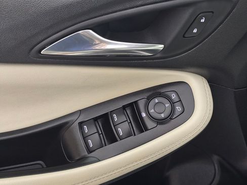 Used 2023 Buick Encore GX Preferred w/ Cold Weather Comfort Package FWD image 22