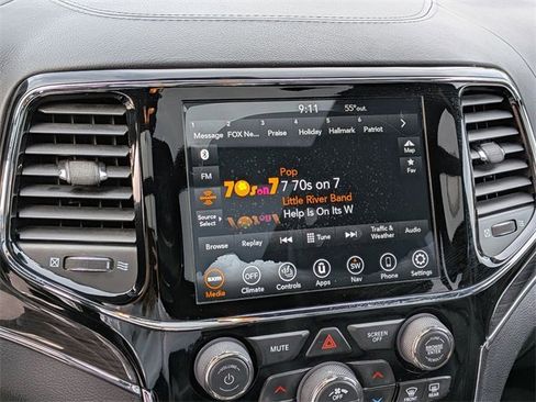 Used 2020 Jeep Grand Cherokee Overland image 20