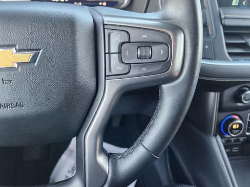 Used 2023 Chevrolet Suburban Premier image 14