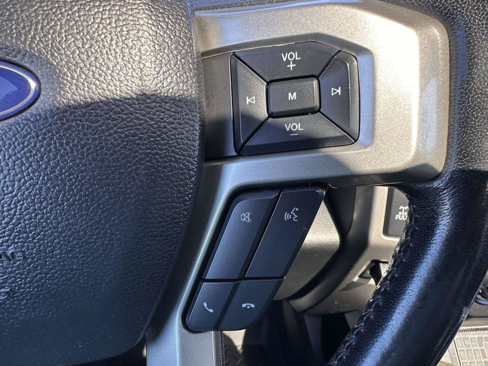 Used 2021 Ford F250 Lariat w/ Lariat Ultimate Package AWD/4WD image 21