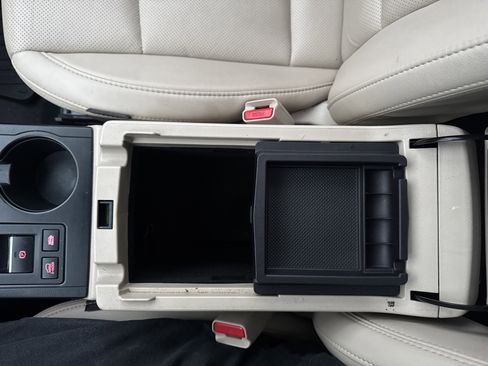 Used 2017 Subaru Outback 2.5i Limited image 25