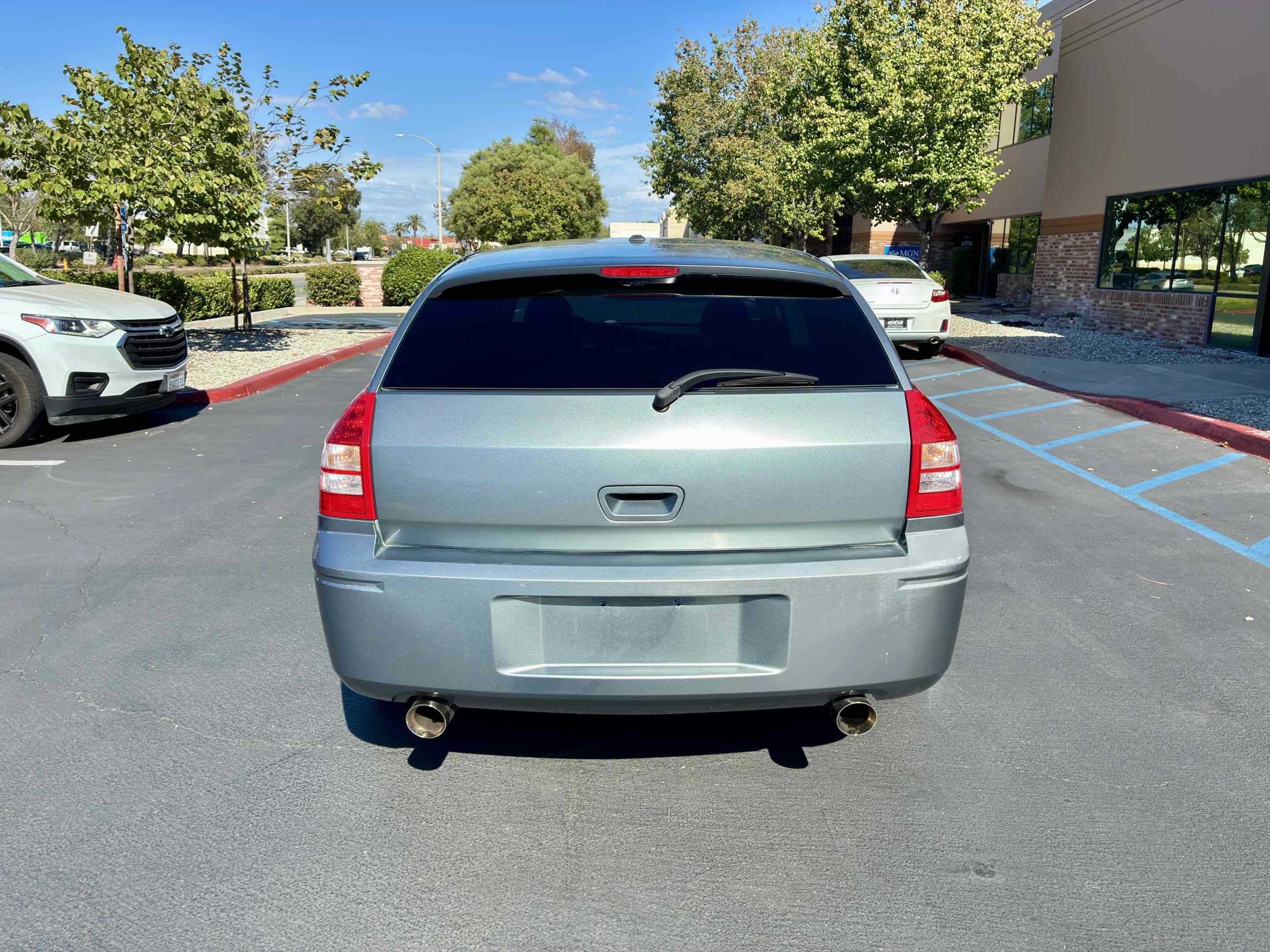 Used 2007 Dodge Magnum R/T AWD/4WD image 9