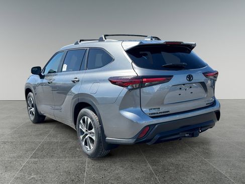 New 2026 Toyota Highlander XLE AWD/4WD image 4