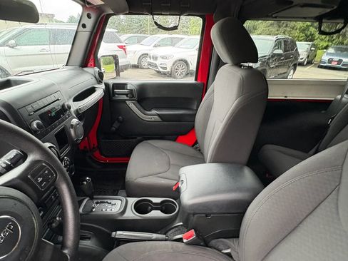 Used 2017 Jeep Wrangler Sport AWD/4WD image 19