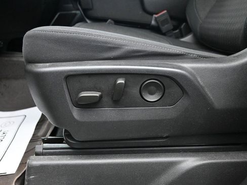 Used 2023 Chevrolet Silverado 1500 LT image 20