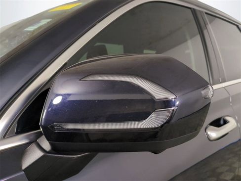 Used 2024 Hyundai Palisade SEL w/ Premium Package image 12