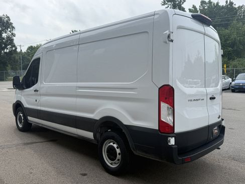 Used 2024 Ford Transit 250 148 Medium Roof RWD image 5