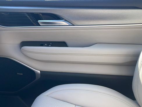 New 2026 Jeep Grand Wagoneer Limited AWD/4WD image 21