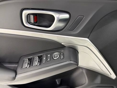 Certified 2025 Acura Integra FWD image 11