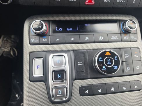 Used 2024 Hyundai Palisade SEL w/ Premium Package AWD/4WD image 18