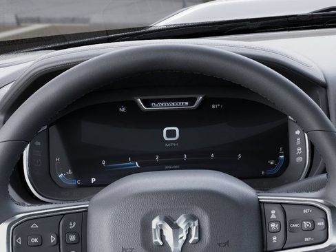 New 2026 RAM 2500 Laramie AWD/4WD image 18