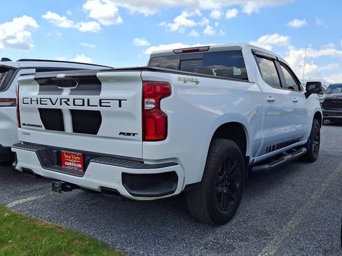 Used 2024 Chevrolet Silverado 1500 RST w/ Rally Edition AWD/4WD image 4