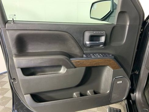 Used 2017 GMC Sierra 1500 Denali w/ Denali Ultimate Package AWD/4WD image 16
