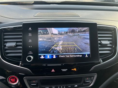 Used 2022 Honda Ridgeline Black Edition image 28