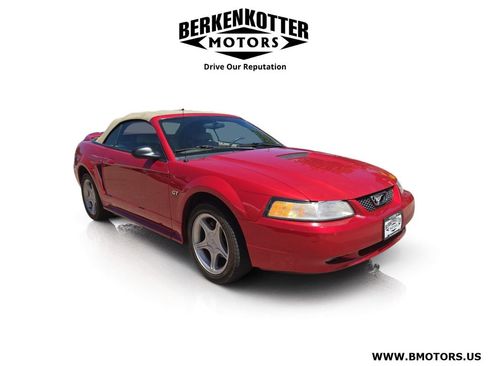 Used 2000 Ford Mustang GT RWD image 1