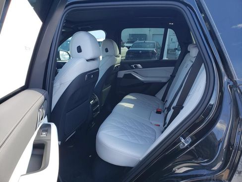 New 2026 BMW X5 xDrive40i w/ M Sport Package AWD/4WD image 7