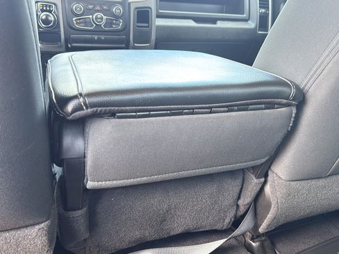 Certified 2022 RAM 1500 Tradesman w/ Electronics Group RWD image 15