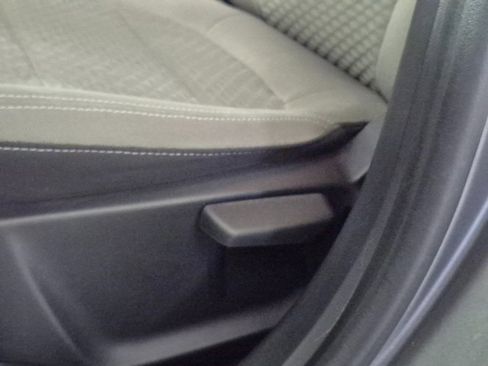 Used 2022 Ford Escape SE image 15