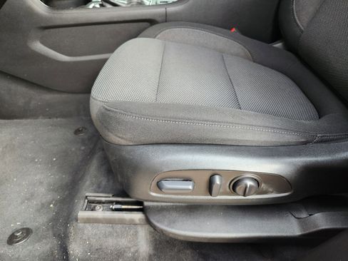 Certified 2022 Chevrolet Traverse LT image 26