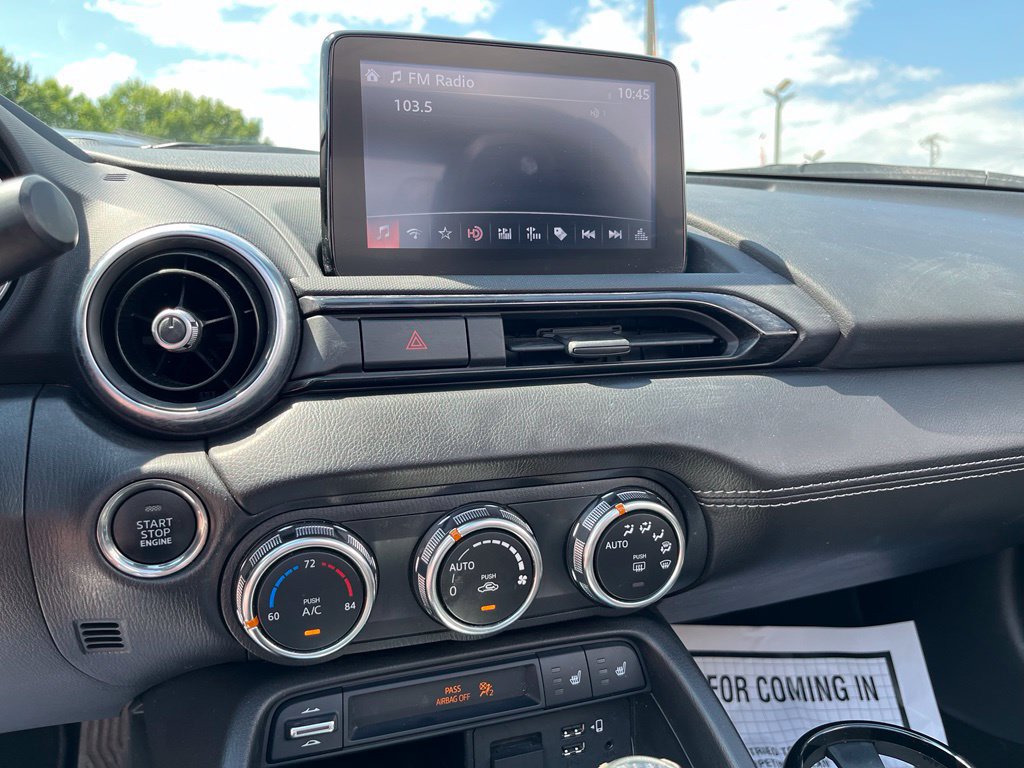 Used 2022 MAZDA MX-5 Miata RF Grand Touring RWD image 17