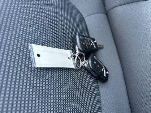 Used 2023 Toyota RAV4 LE image 20