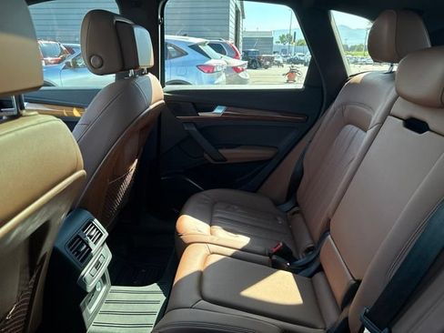 Used 2022 Audi Q5 2.0T Premium Plus AWD/4WD image 9