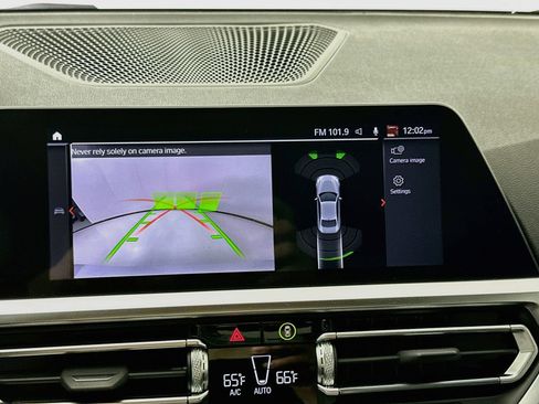 Used 2022 BMW 230i Coupe w/ Premium Package 2 RWD image 15