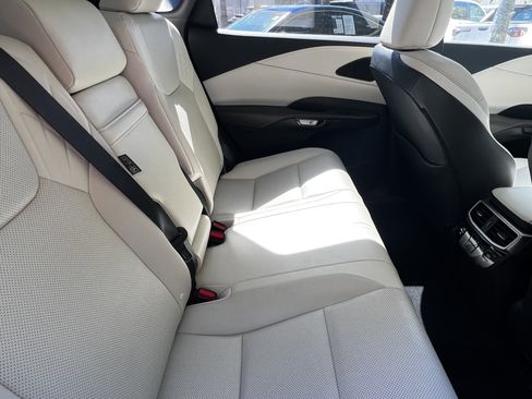 Used 2024 Lexus RX 350 Premium w/ Convenience Package image 40